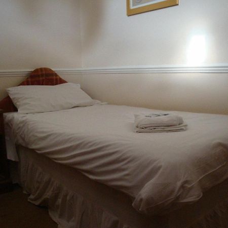 Garden Lodge Hotel Летчуэрт Номер фото